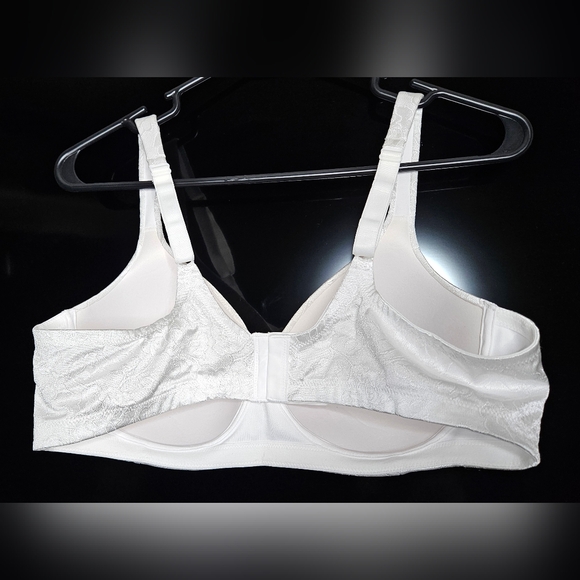 NWOT Vanity Fair Women's Body Shine Full Coverage Wirefree Bra Size 40C - Picture 3 of 5